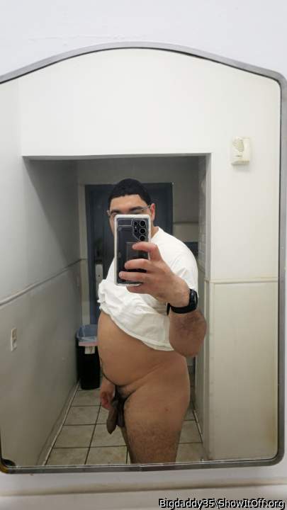 I want the smell of your pee pee on my lips bro all fucking 