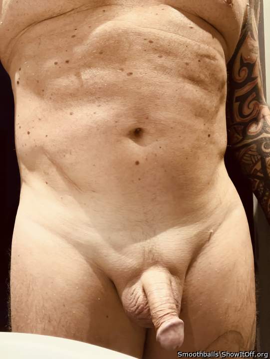 Photo of a pecker from Smoothballs