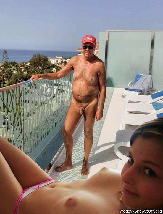 What a gteat sight, gorgeous tits and a naked man