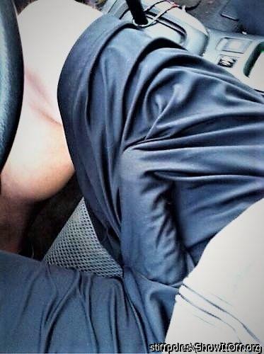 Love Getting Head Attention While Driving