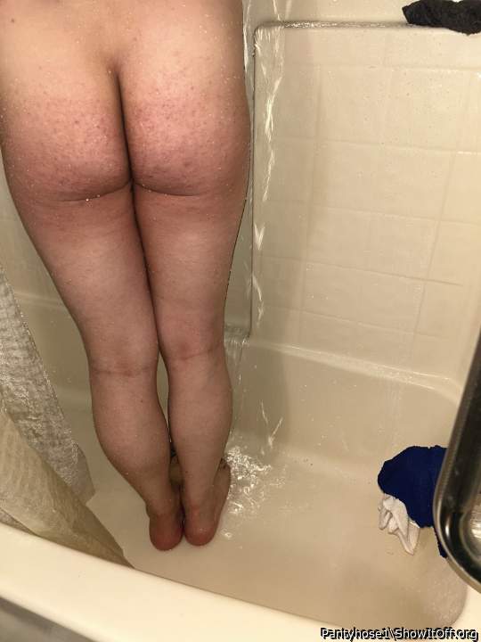 Photo of Man's Ass from Pantyhose1