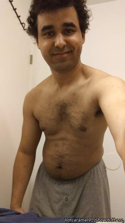Youre overdressed babe. Want some help removing your shorts