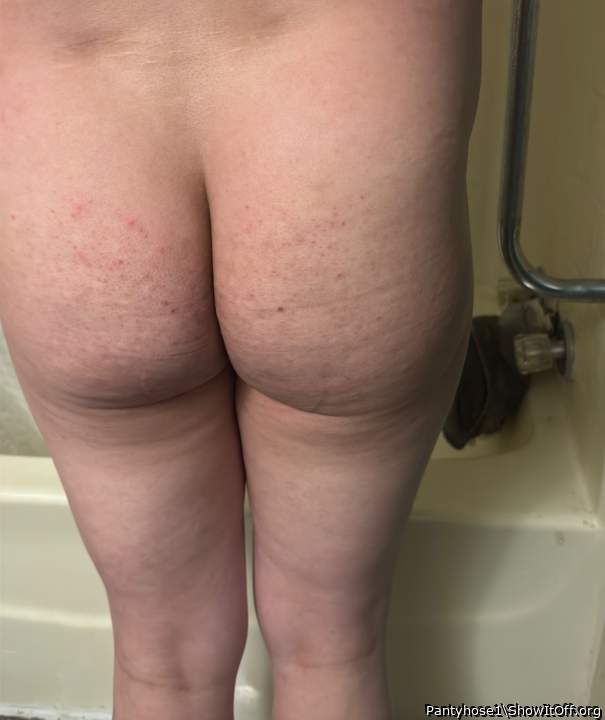 Photo of Man's Ass from Pantyhose1