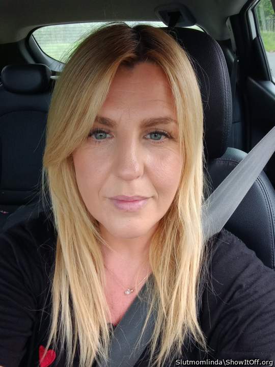 Photo of a stiffie from Slutmomlinda