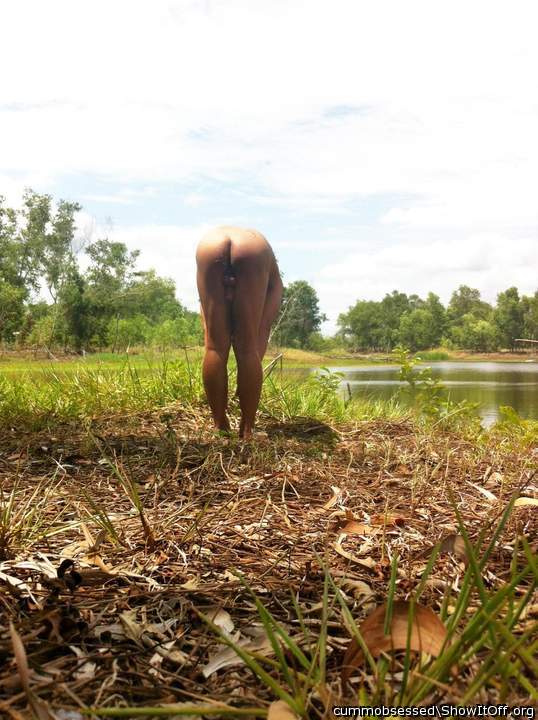 Photo of a pecker from cummobsessed