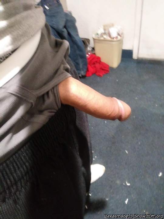 It looks so heavy I want to feel it in my hands