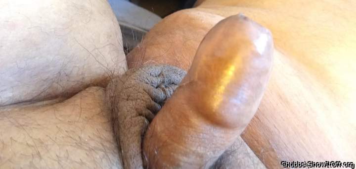 would love to see big, thick.loads.of cum shooting out of th