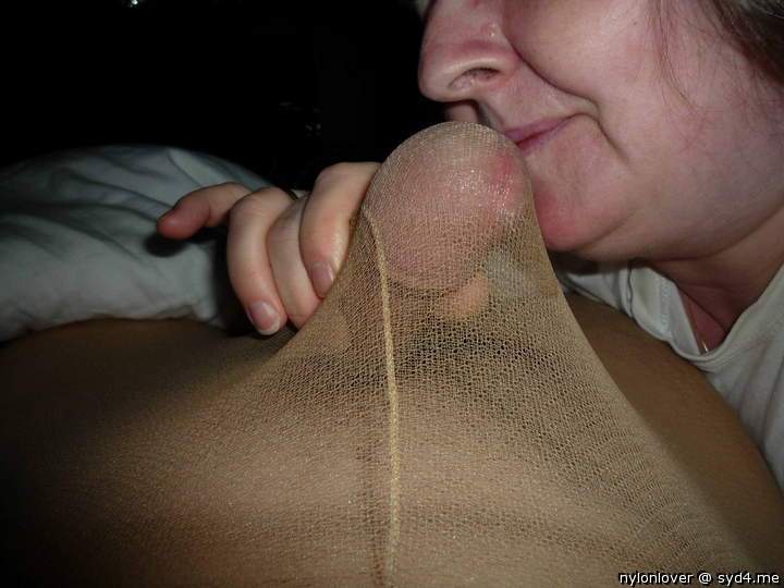 Adult image from nylonlover
