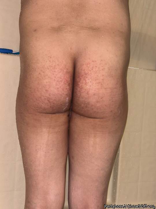 Photo of Man's Ass from Pantyhose1