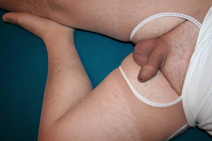 Adult image from nylonlover