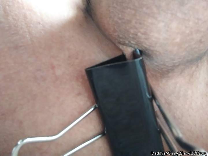 I love Clamps n.  Chlothng  pins.  Used on me