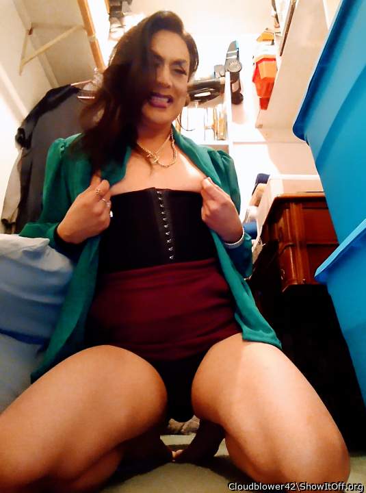 babe you are so sexy 