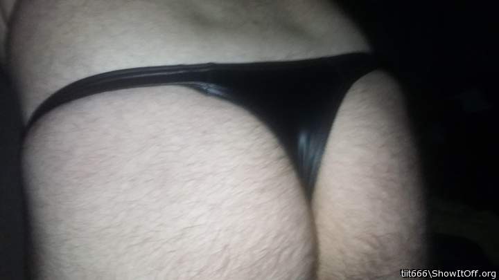Wow!!! Very Sexy ass and thong!!!