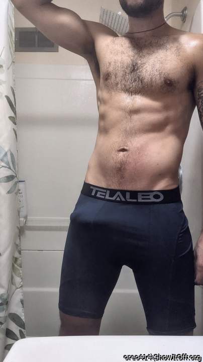 Damn that's a nice bulge!