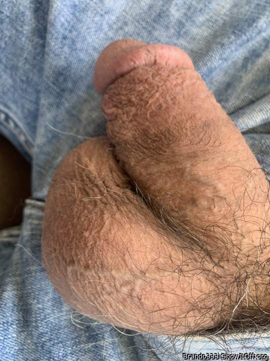 Photo of a short leg from Brando333