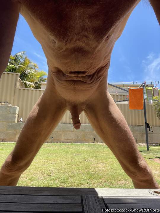 Photo of a third leg from Hotozrockcock