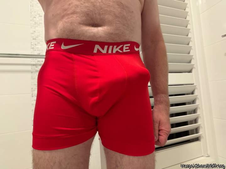 Fuck yes, now that�s a bulge!