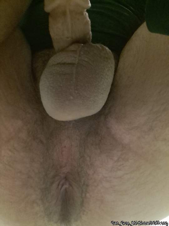 IDK how to feel about this pic, butt here it is