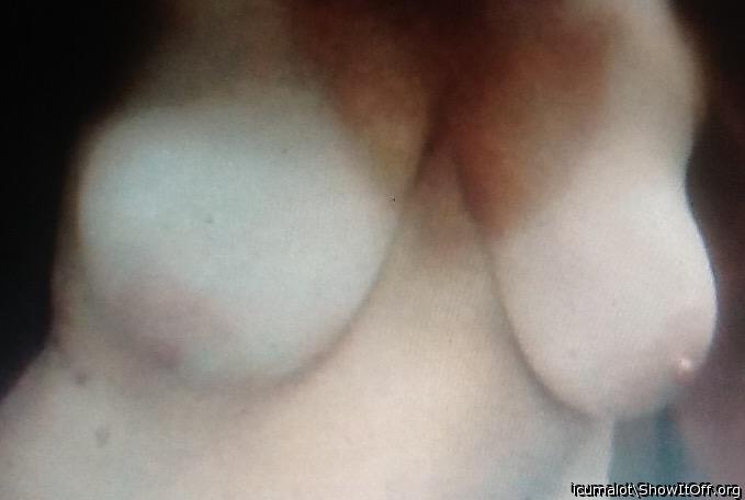 what a gorgeous heavy set of boobs 