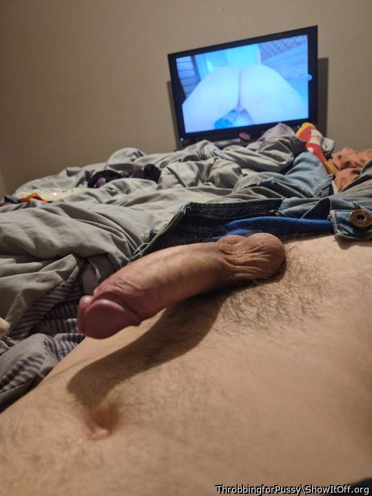 Delicious looking cock!!  
