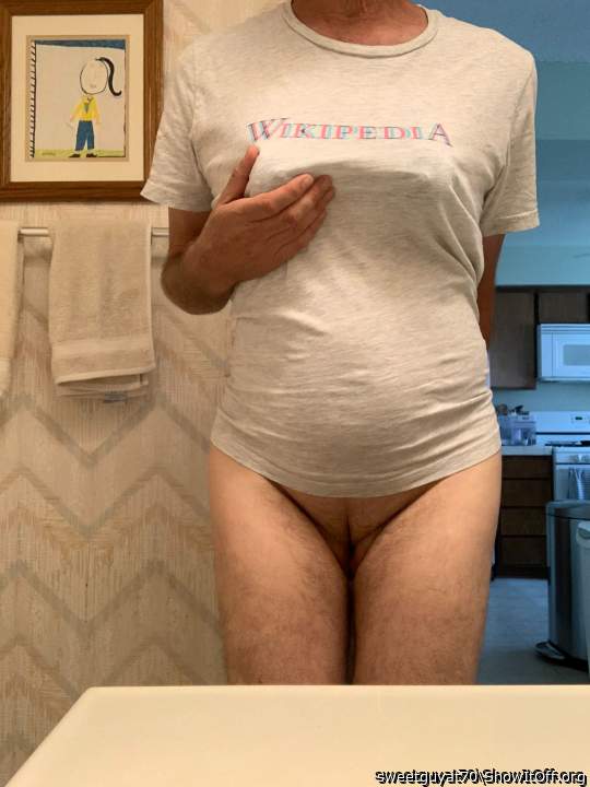 Photo of a stiffie from sweetguyat70