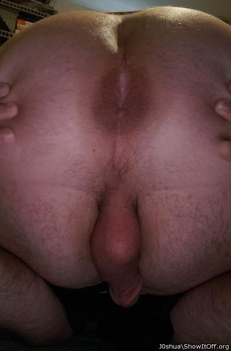 inviting hot hole... I want that