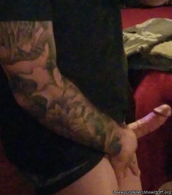 Photo of a boner from Pussslayer