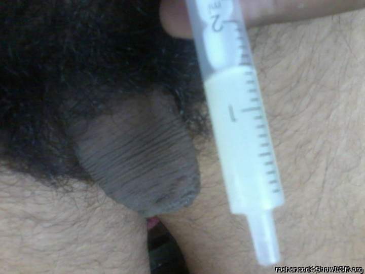 Photo of a middle leg from roshancock
