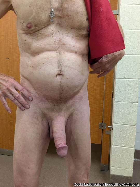 Photo of a bat from CockMasturbatorsBudd