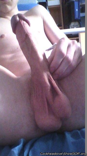 I would love to kiss and nibble on your balls till you spray