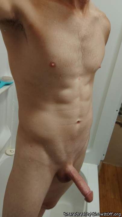 That is a beautiful cock you are showing off.  Do you like t