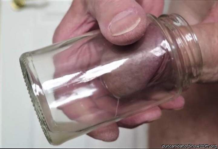 Screenshot from "Wank - cum - eat !" video