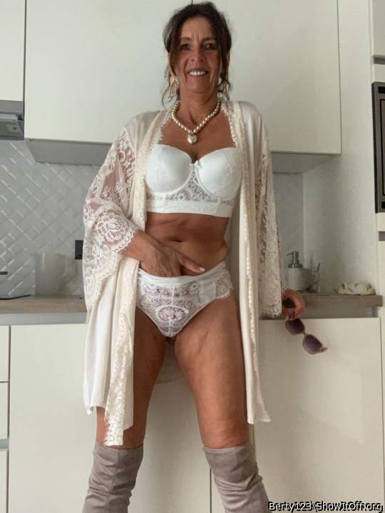 FUCK! you look good!