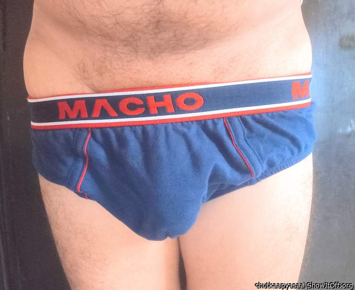 Macho.....