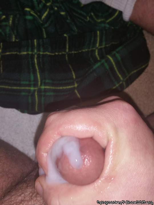   lovely cream - need help cleaning it up? Slurrrrrp!
