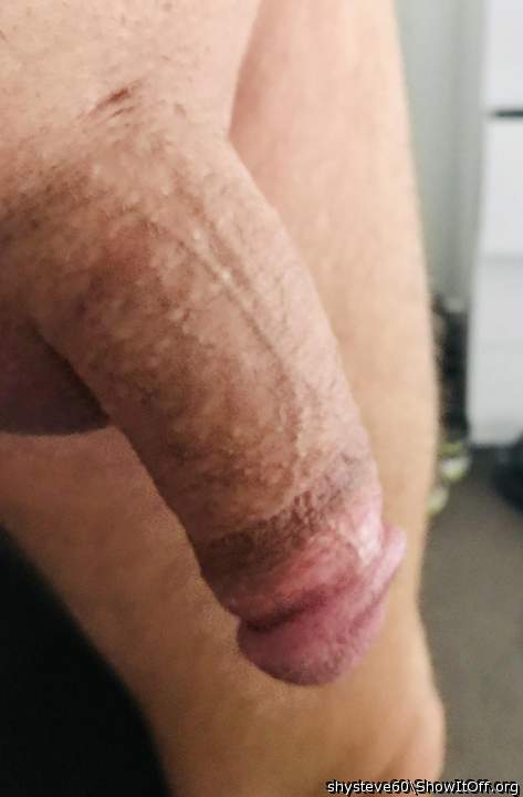 Nice thick cock.