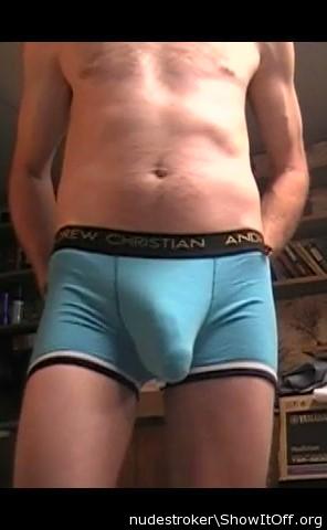 hot bulge sweetie!!