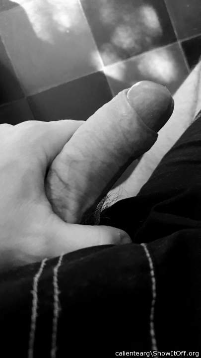Photo of a penis from calientearg