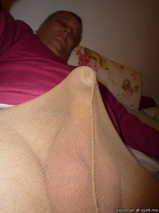 Adult image from nylonlover