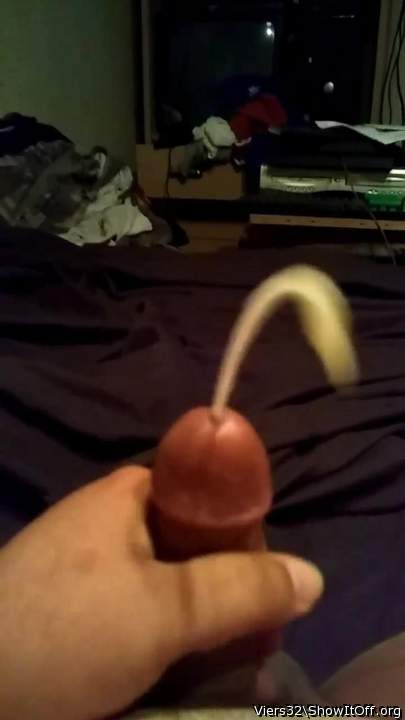 Another recent freezeframe cumshot