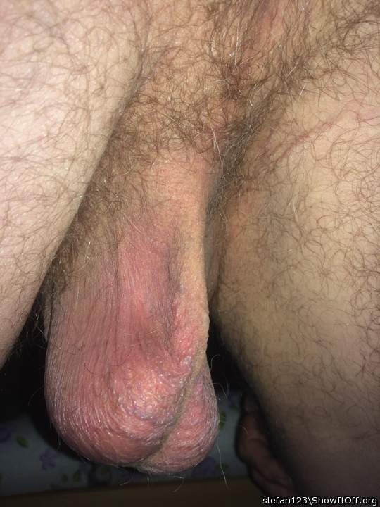 Nice looking balls they look full of cum&#128069;&#128069;&#