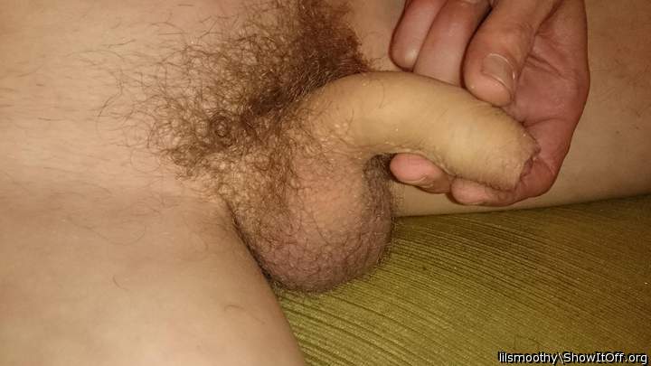 Photo of a middle leg from lilsmoothy