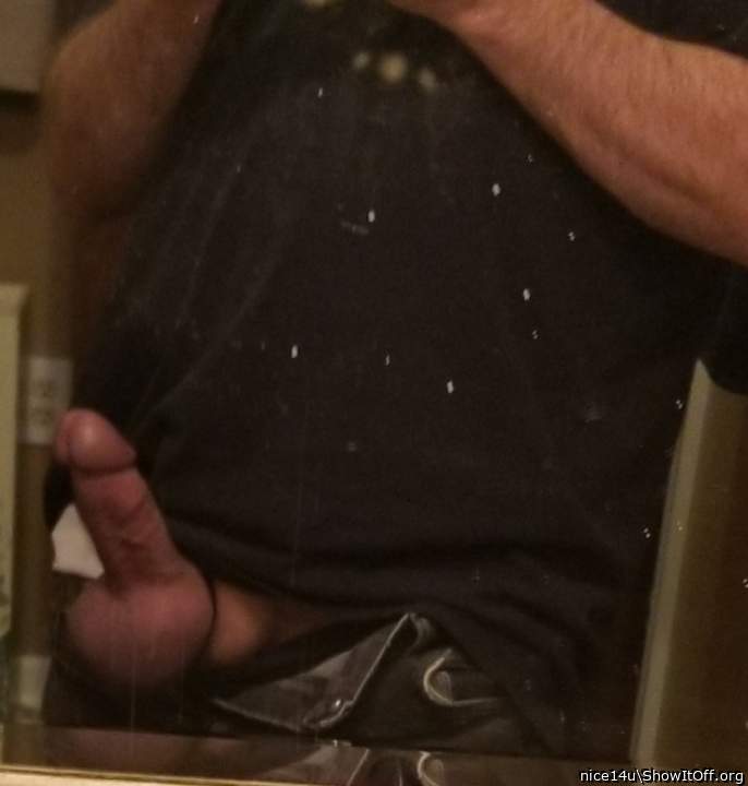 Photo of a stiffie from nice14u