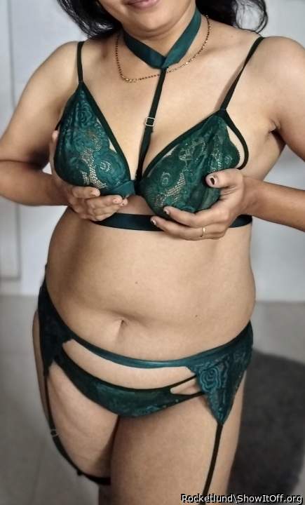 Beautiful lingerie, brings out your hot body so well &#12829