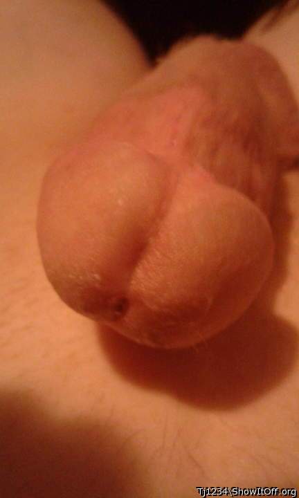 Mmmmm,young beauty,your cut cock,