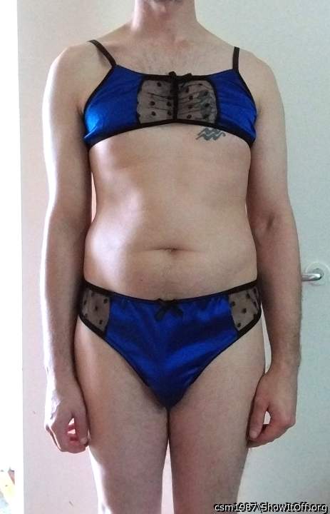 I WANT TO SUCK YOUR COCK I AM A QUEER