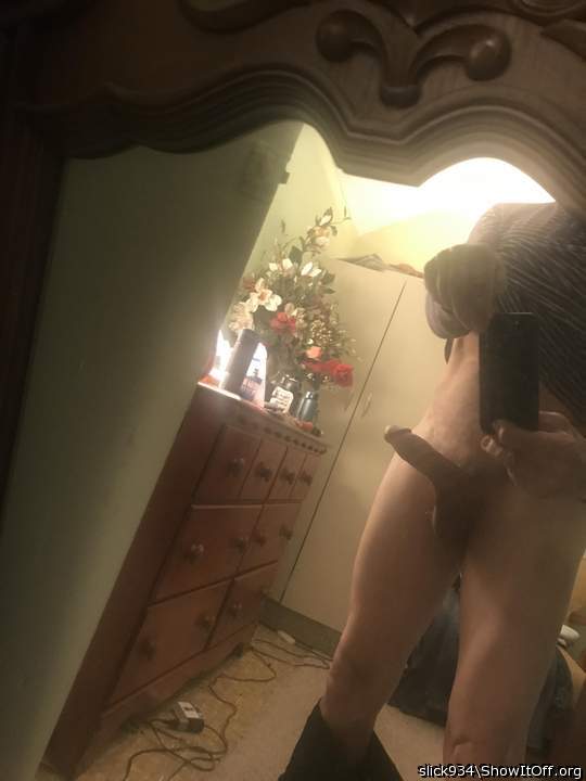 Photo of a penile from Slick934