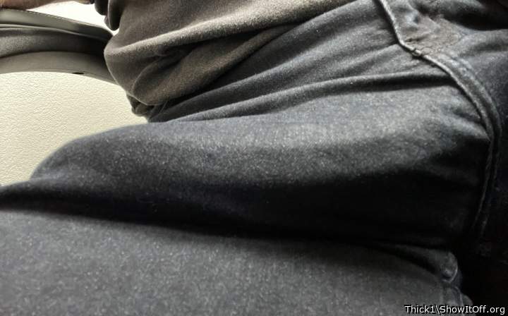 Photo of a schlong from Thick1