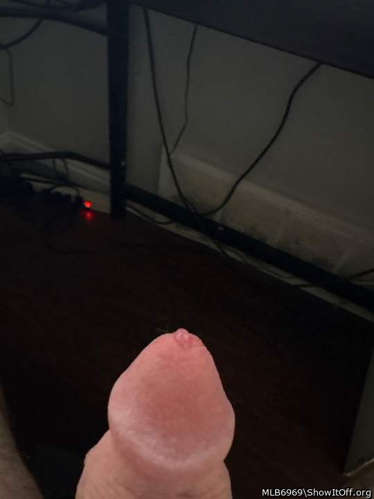 Photo of a stiffie from MLB6969