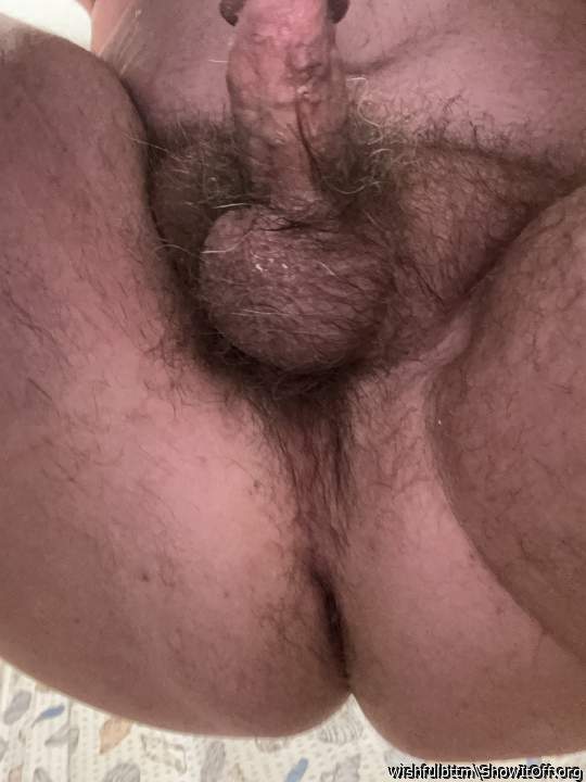 Such nice view, every sexy fat ass, hairy big balls and yumm
